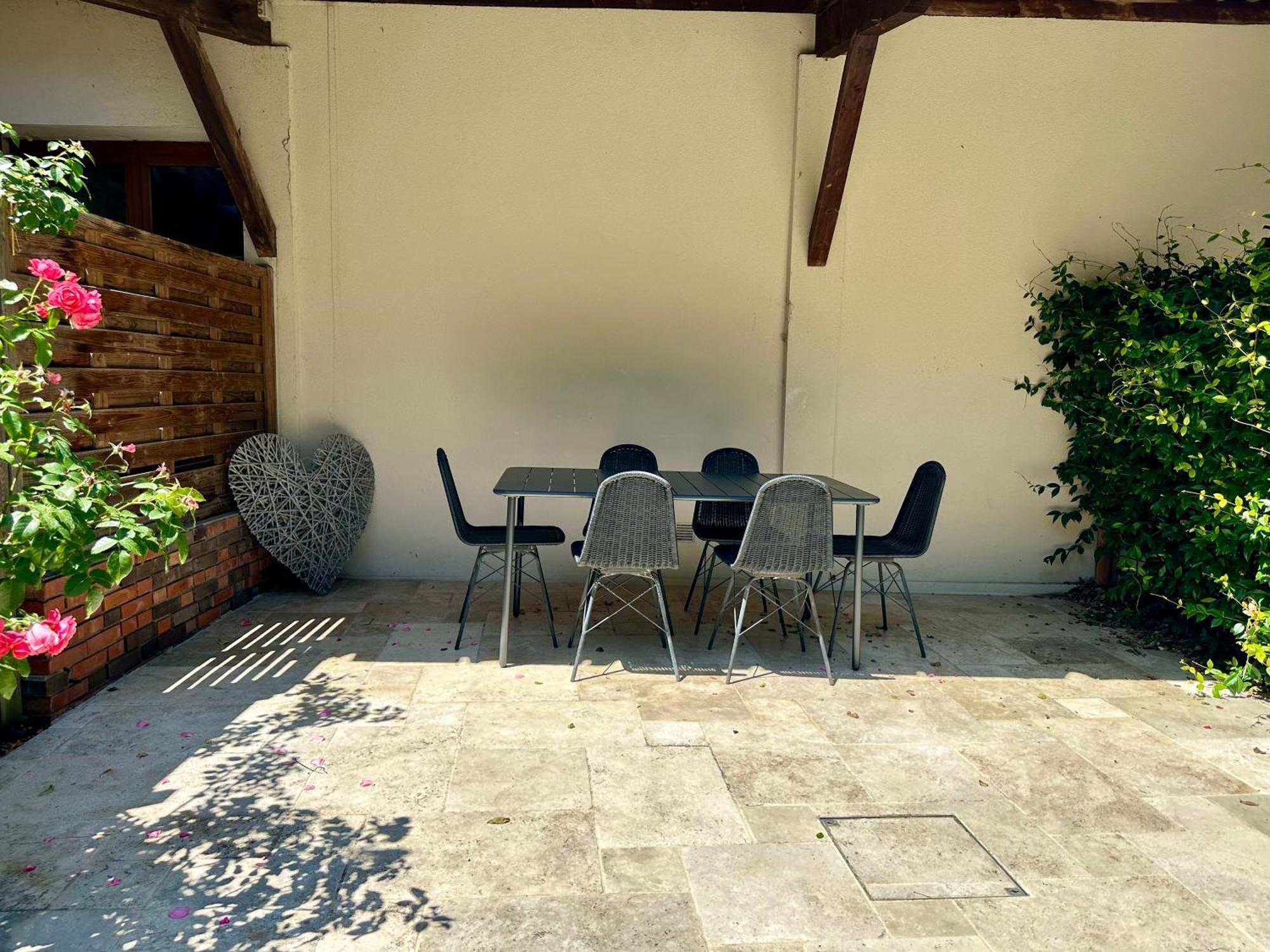 Châtillon-sur-Chalaronne Le Clos Fleuri מראה חיצוני תמונה